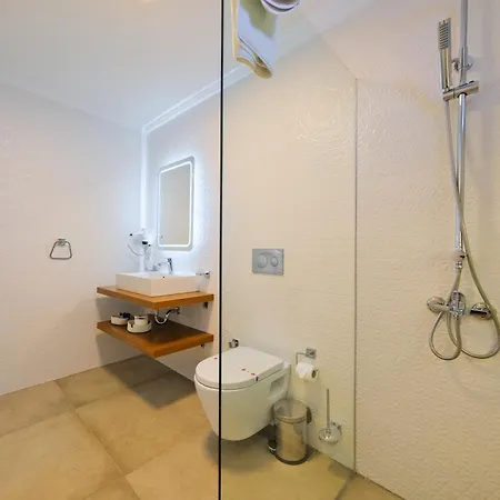 Larimar Ξενοδοχείο 2*