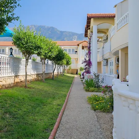 Ξενοδοχείο Larimar