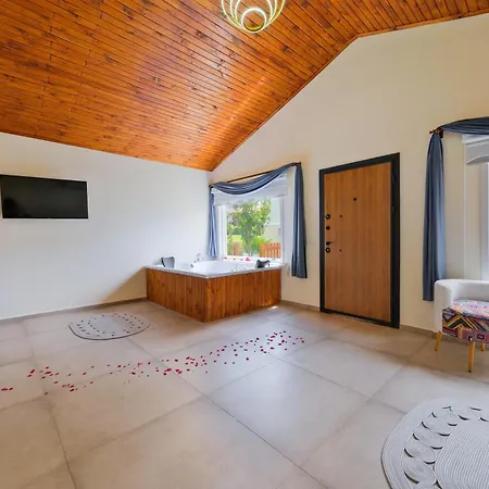 ホテル Larimar 2*