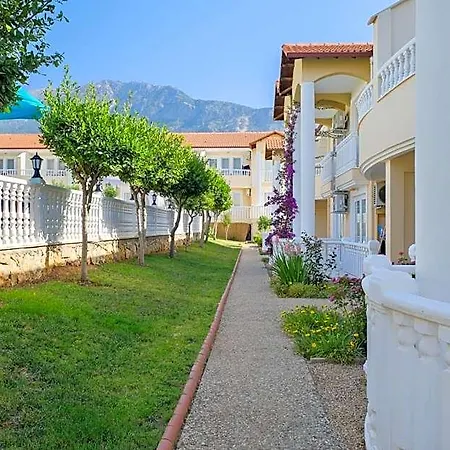 Larimar Ölüdeniz