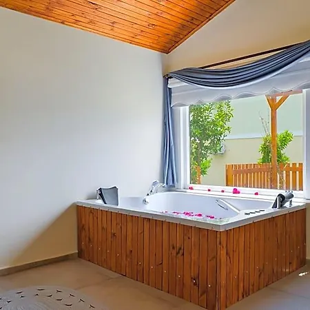 Larimar Hotel Ölüdeniz